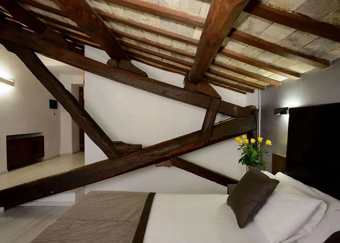 Trevi - Gruppo Trevi רומא