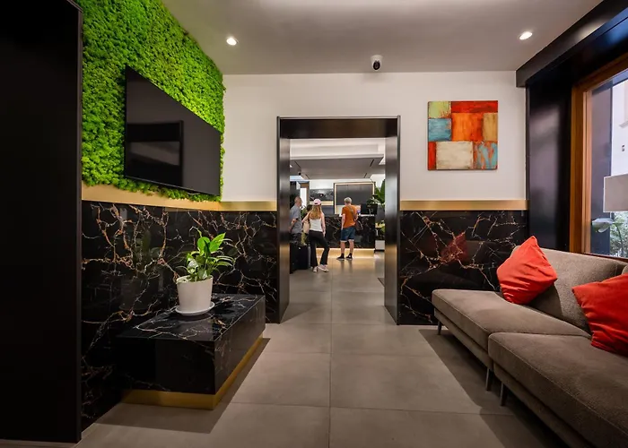 Trevi - Gruppo Trevi מלון 3*