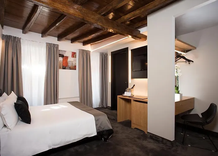 Trevi - Gruppo Trevi מלון רומא