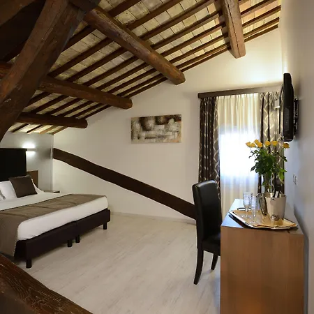 Trevi - Gruppo Trevi Hotel Rom